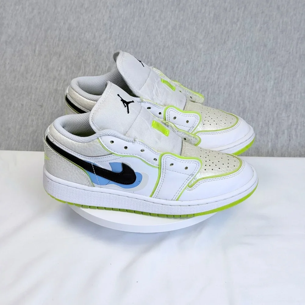 Air Jordan 1 Low SE White Electric Green Black DV1324-117 Kids Size 4Y Sneaker